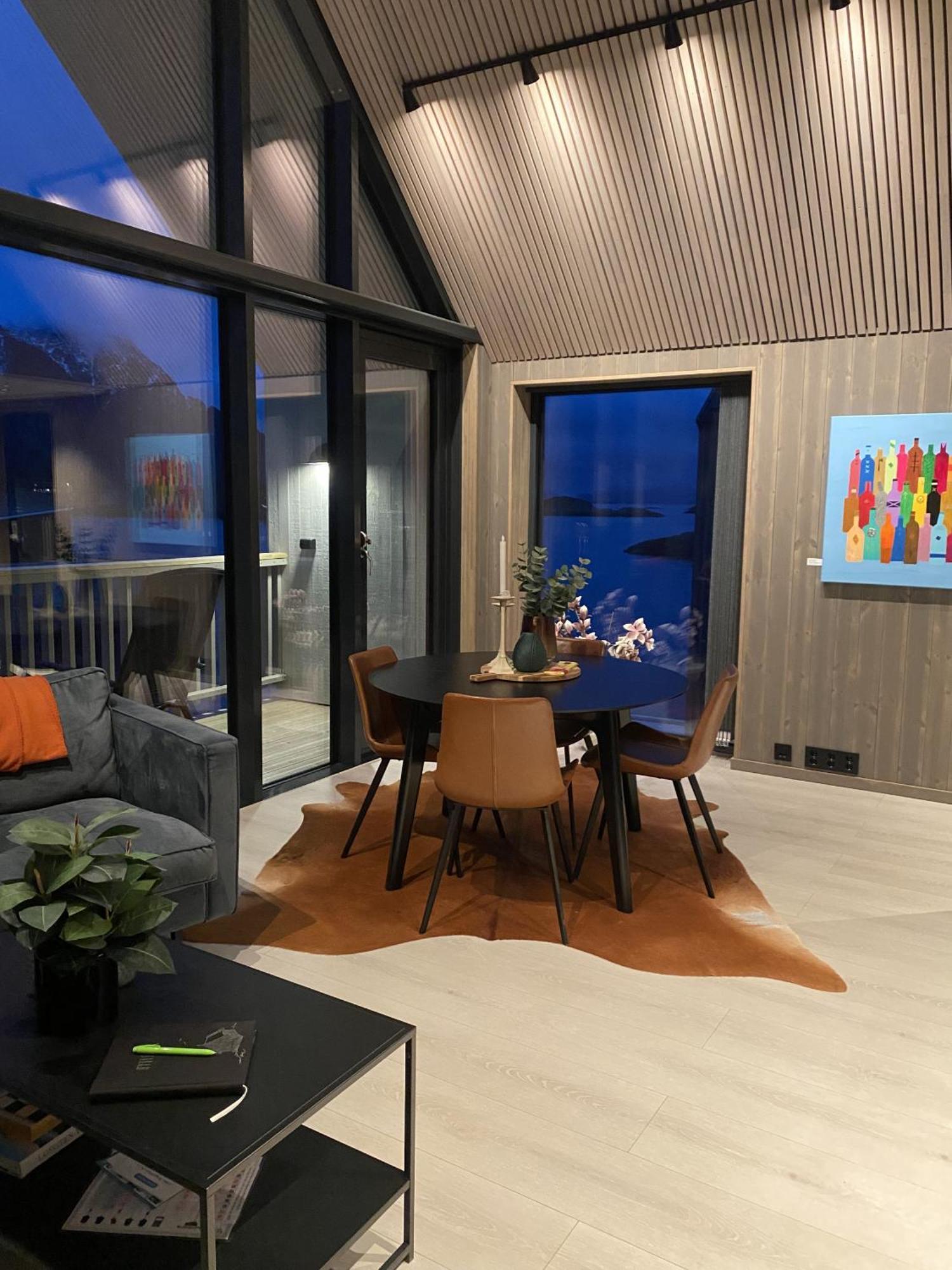 Ny Leilighet I Henningsvaer! Henningsvær Exterior foto